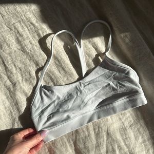 Lululemon: Flow Y Bra